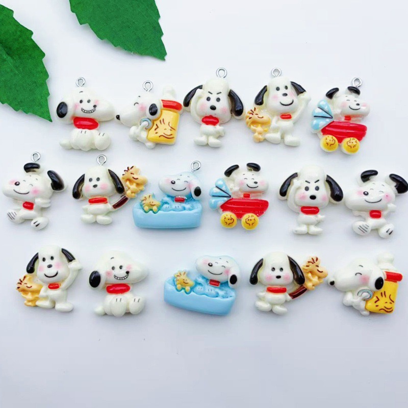 Resin Art Engagement - 12 Stück Cartoon-Hunde-Anhänger aus Kunstharz, DIY-Schmuckherstellung,