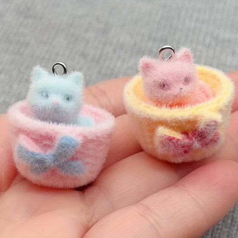 4 Stück 3D-Plüsch-Katzenanhäng – Resin Art Engagement Bewertung und Preis